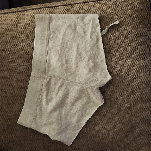 Express low rise shorts, size Medium, New! Rare - Picture 4 of 4